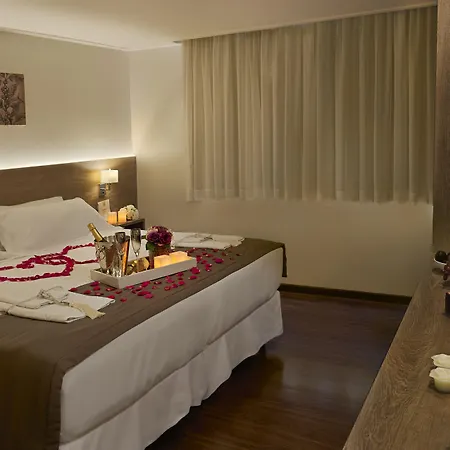 Tryp By Wyndham Varginha Cafe Royal-2