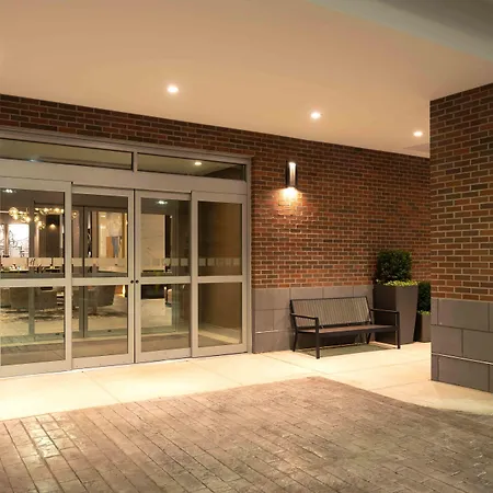 Holiday Inn Boston Logan Airport - Chelsea By Ihg-3