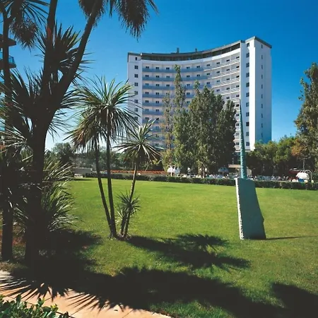 Hotel President-2