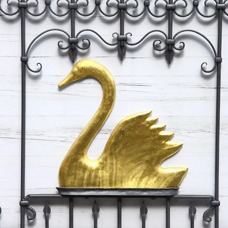 Hotel-Garni Goldener Schwan-3
