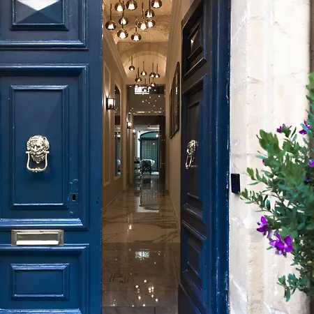 1926 Le Parisot Boutique Suites-3