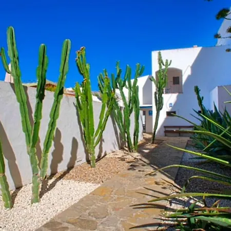 Hostal Doña Lola Marina-2