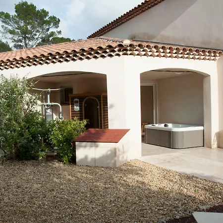 Le Mas Pinède-2