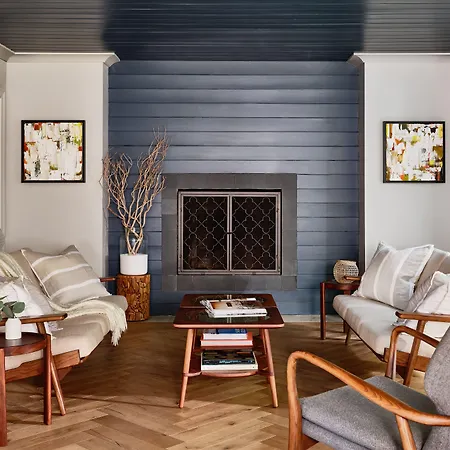 Journey East Hampton-3