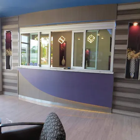 Hotel Blue - Woodlands-2