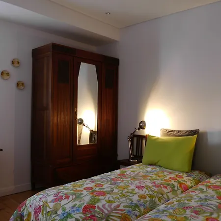 Cacilhas Guest Apartments-2