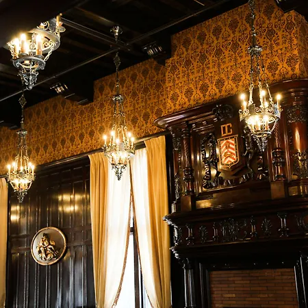 The Detroit Club-3