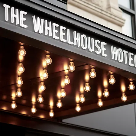The Chicago Hotel Collection Wrigleyville-3