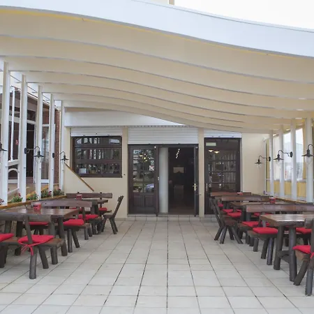 Hotel Silvia-3