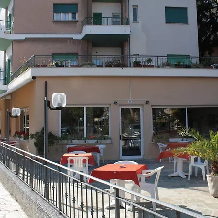 Albergo Anita Alassio-2