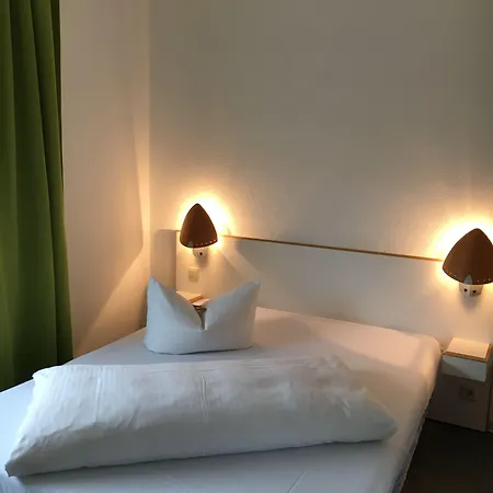 Hotel Löwenguth-2