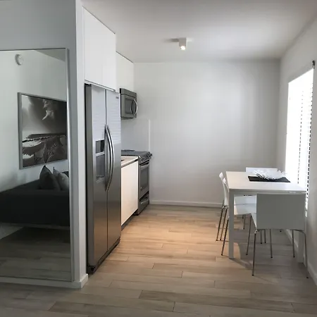 Beach Haus Key Biscayne Contemporary Apartments-2