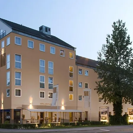 Hotel Lifestyle-2