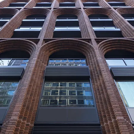 Skye Suites Sydney-3