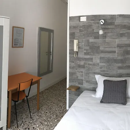 Albergo Moderno-3