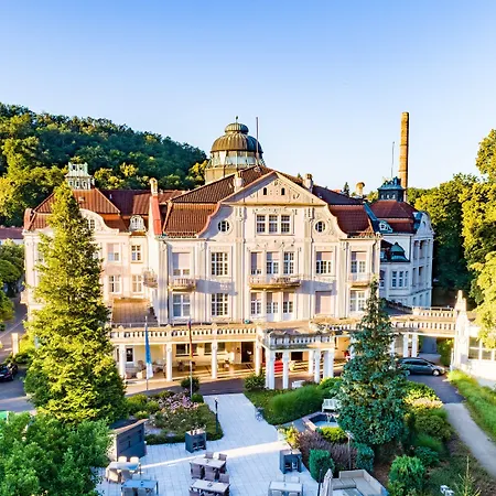 Hotel Badehof-3