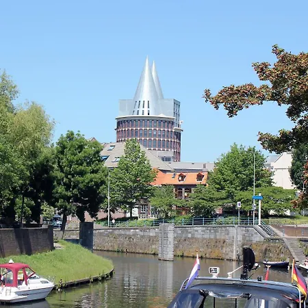 Hotel Roermond Next Door-2