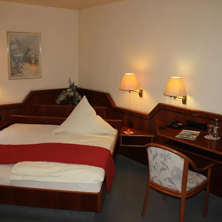 Hotel&Restaurant Zum Vater Rhein-3