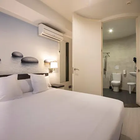 Hotel Punta Monpas-3