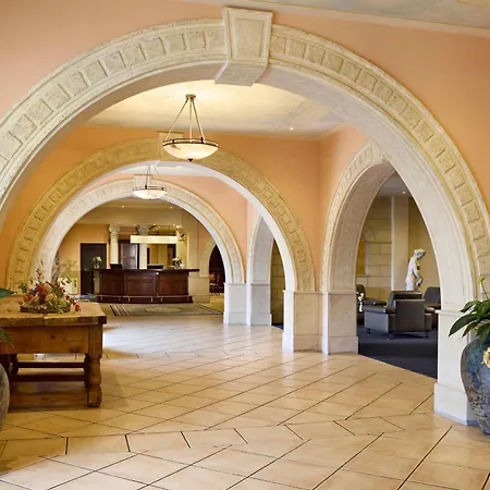 Dorint Marc Aurel Spa & Golf Resort-3