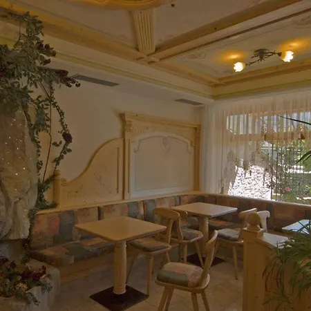 Hotel Panorama Wellness&Resort-3