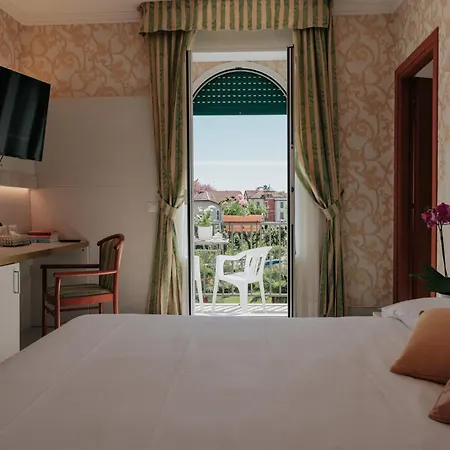Hotel Flora-3