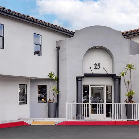 Best Western Plus Executive Suites-3