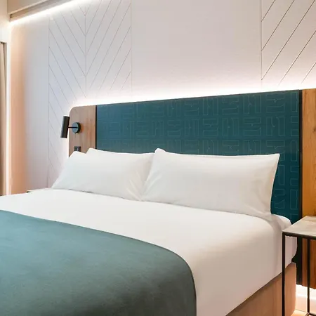 Limehome Benidorm Calle Major-2