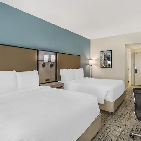 Best Western Plus Airport Inn & Suites-2