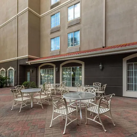 La Quinta By Wyndham San Antonio Airport-3