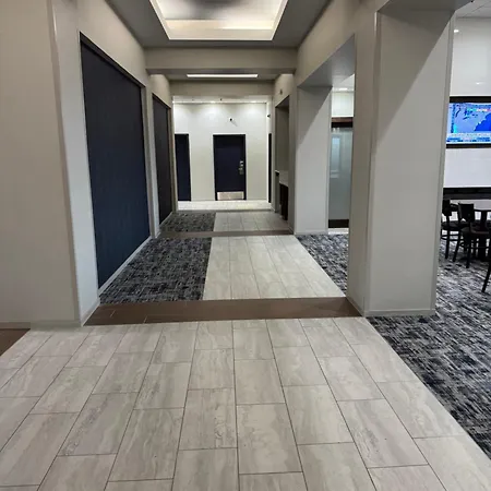 La Quinta By Wyndham New Haven-2