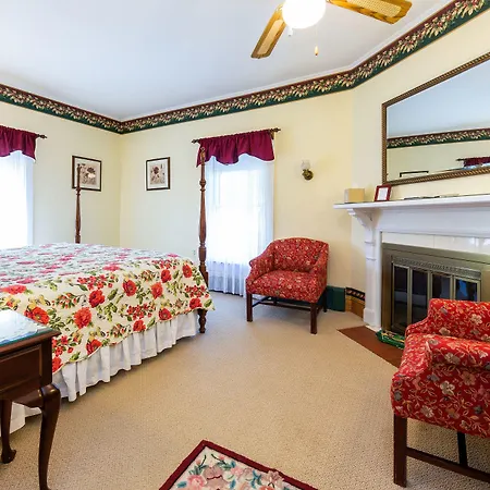 The Elmhurst Inn-3