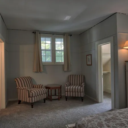 Charlevoix House-3