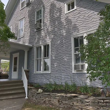 Charlevoix House-2