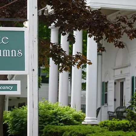 Anne'S White Columns Inn-3
