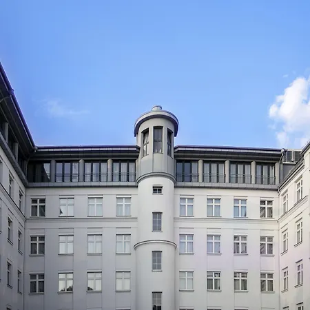 Quentin XL Potsdamer Platz-2