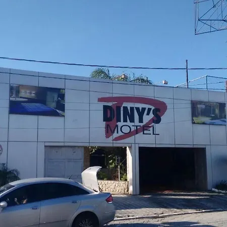 Dinys Motel (Adults Only)-3