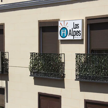 Hostal Los Alpes-3