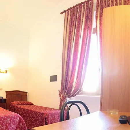 Hotel Euro Quiris-3
