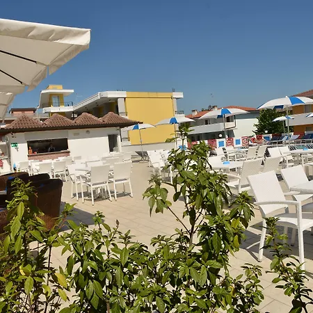 Hotel Germania-3