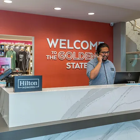 Hampton Inn Oakland Downtown-City Center-2