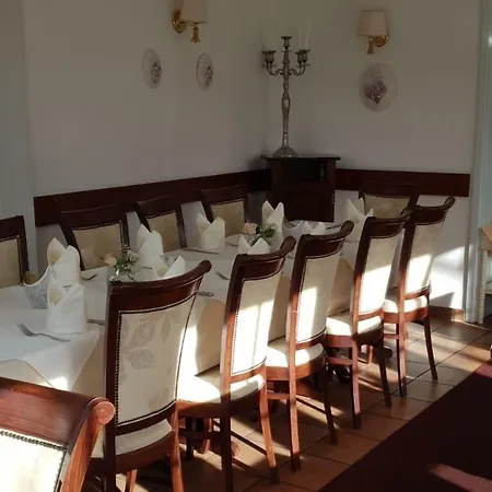 Hotel Restaurant Knechtstedener Hof-3