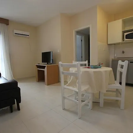 Gonzaga Flat-3