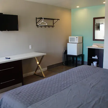 Beach Inn-2