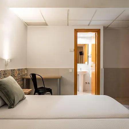 Hostal Baler-2