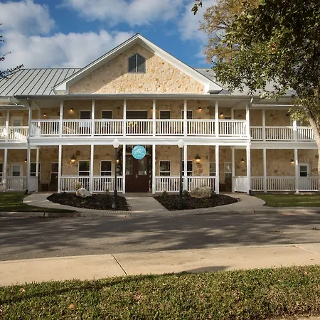 Gruene River Hotel & Retreat-2