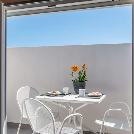 B&B Bianco E Blu-3