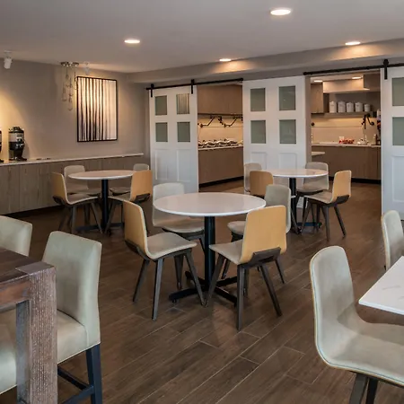 Residence Inn By Marriott Portland Vancouver-3