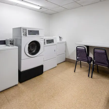 Days Inn By Wyndham Penn State-3