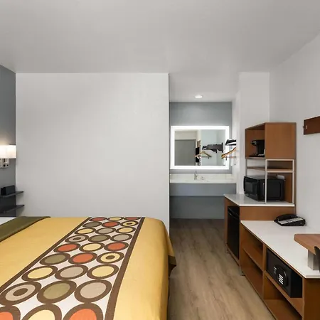 Super 8 By Wyndham Fort Bragg-2